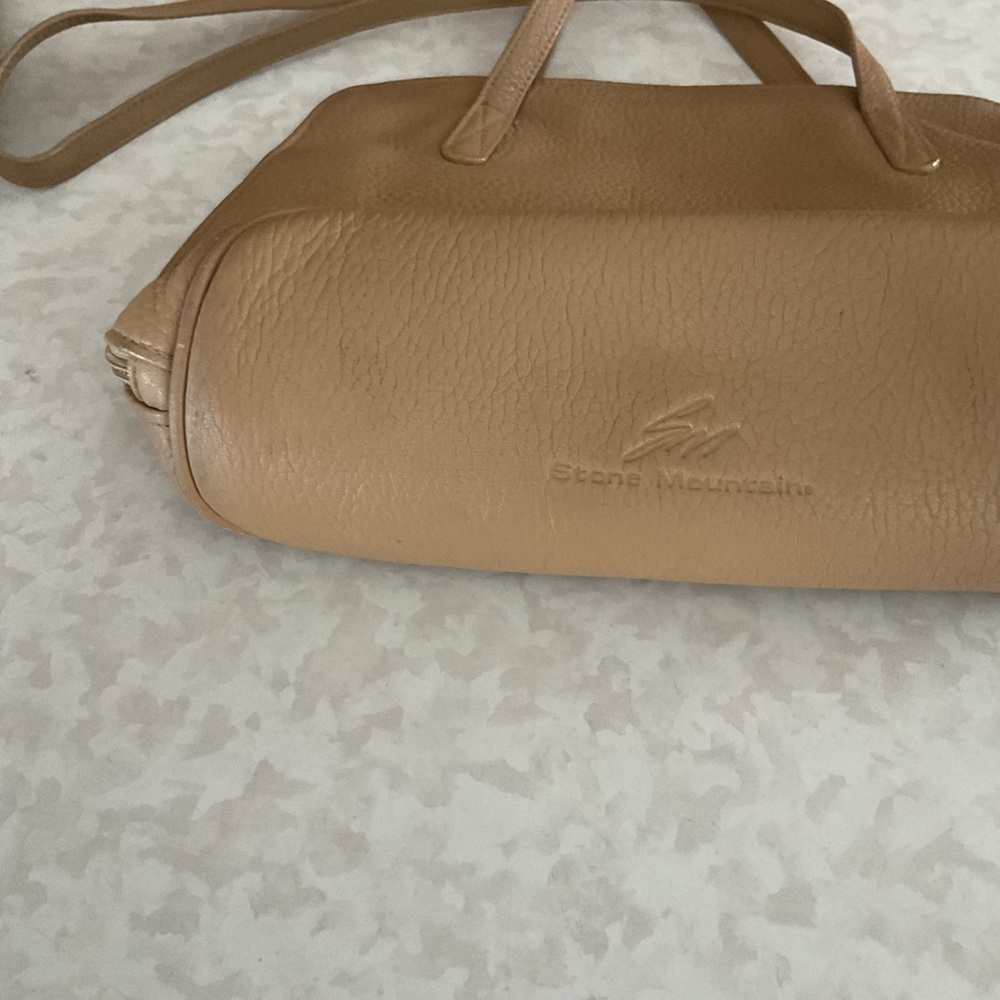 Stone Mountain Accessories Beige Shoulder Bag - Picture 4 of 6